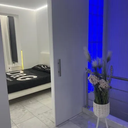 Deluxe House * Valencie
