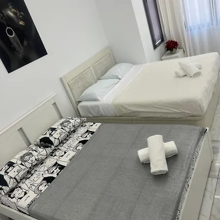 Deluxe House *