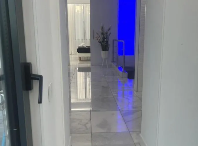 度假居 Deluxe House