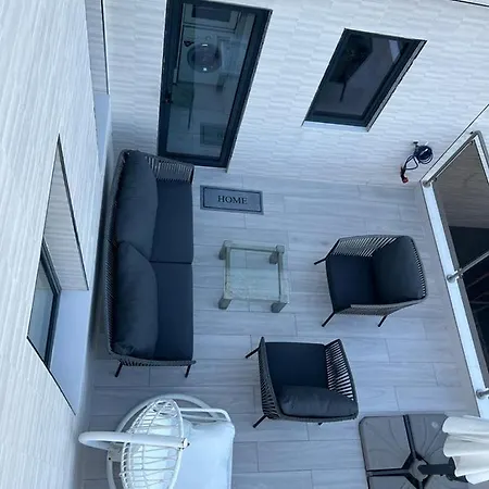 Vakantiehuis Deluxe House