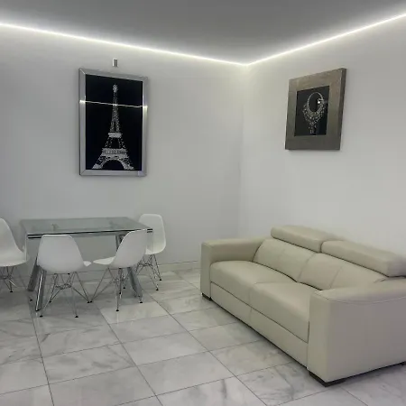 Vakantiehuis Deluxe House *